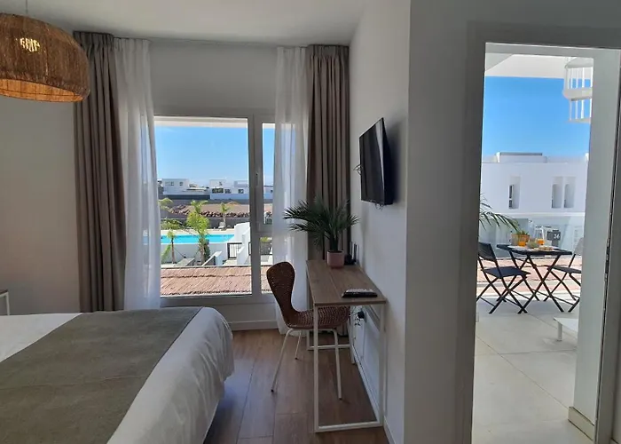 Serena Homes By Livvo * Playa Blanca (Lanzarote)