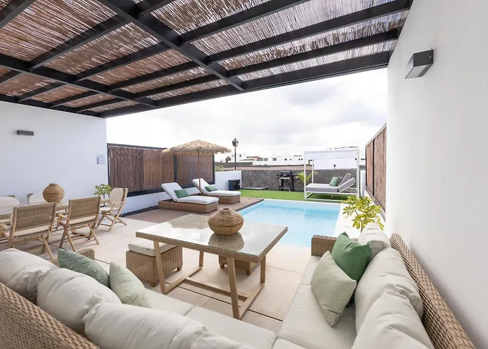 Serena Homes By Livvo