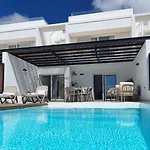 Serena Homes By Livvo *