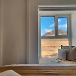 빌라 Serena Homes By Livvo 플라야블랑카