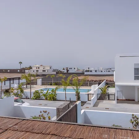 Serena Homes By Livvo Πλάγια Μπλάνκα
