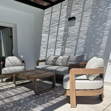 Vila Serena Homes By Livvo *