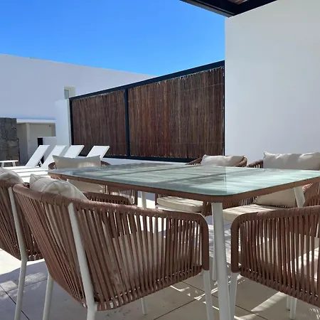 Serena Homes By Livvo * Playa Blanca (Lanzarote)