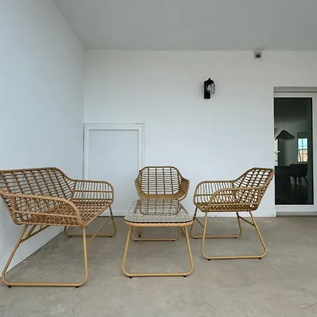 Serena Homes By Livvo