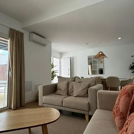 Serena Homes By Livvo Villa Playa Blanca (Lanzarote)