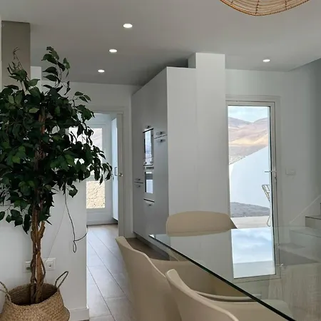 Serena Homes By Livvo Vila