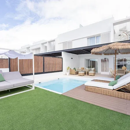 别墅 Serena Homes By Livvo *
