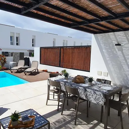 Serena Homes By Livvo * Πλάγια Μπλάνκα