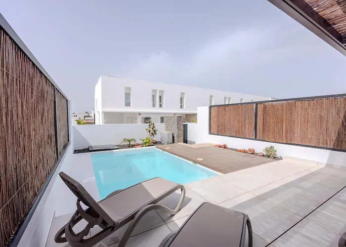 Serena Homes By Livvo Vila *