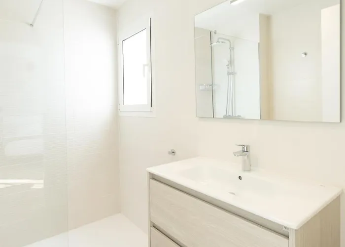 Serena Homes By Livvo