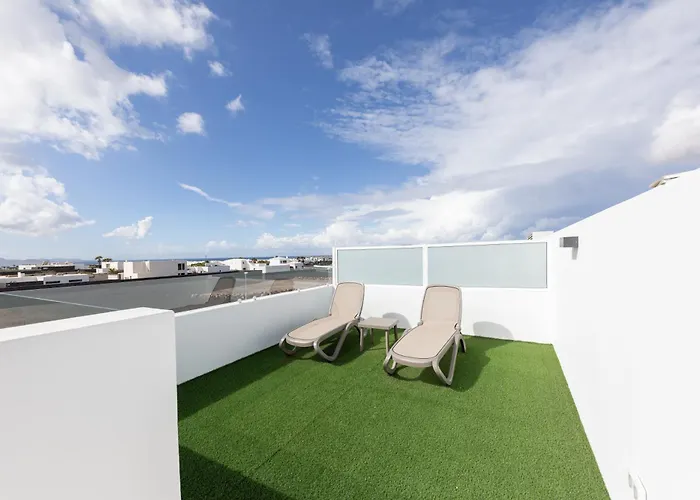 Serena Homes By Livvo *