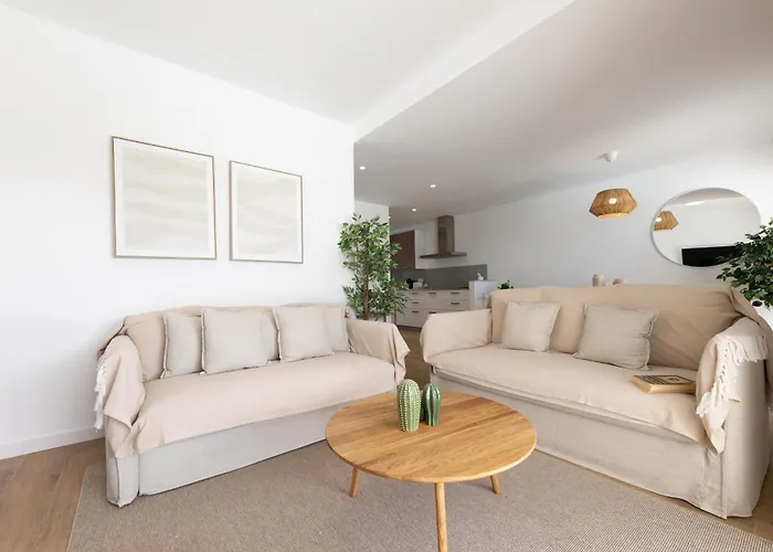 Vila Serena Homes By Livvo *