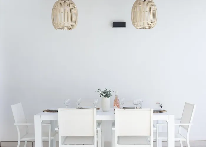 Serena Homes By Livvo Vila *