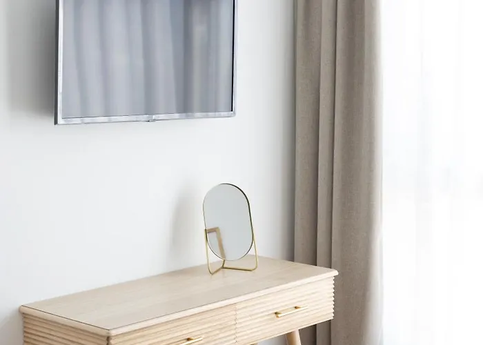 Serena Homes By Livvo Vila