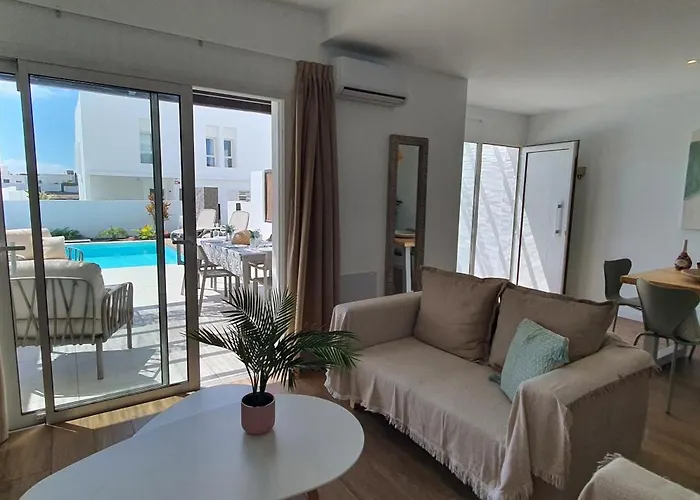 Vila Serena Homes By Livvo